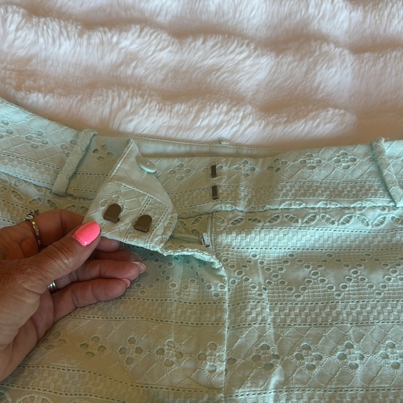 NET LOFT Mint Lace Women's Bermudas - Picture 4 of 4